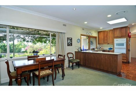 Property photo of 5 Relowe Crescent Balwyn VIC 3103