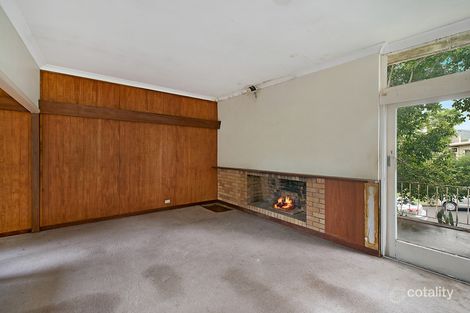 Property photo of 1 Baree Street Kenmore QLD 4069