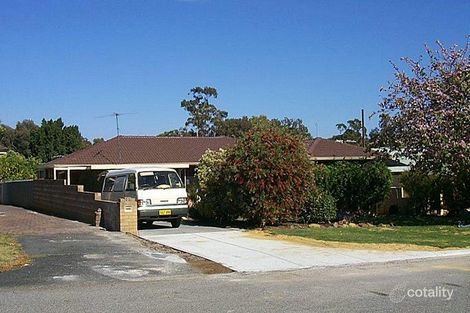 Property photo of 11 Cedar Place Woodlands WA 6018