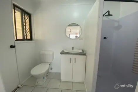 17 Bundarra St, Coombabah, QLD 4216