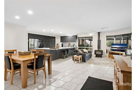 Property photo of 3 Cooba Court Murrumba Downs QLD 4503