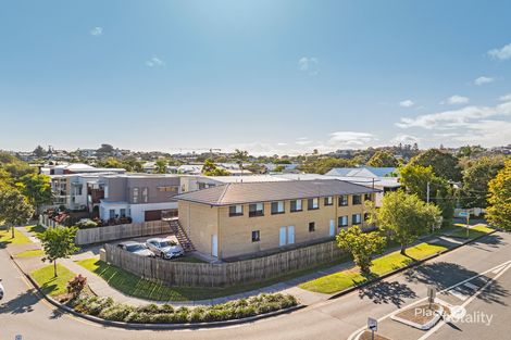 92 Stuart St, Bulimba, QLD 4171