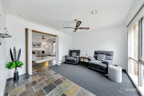 Property photo of 13 Meadow View Place Mornington VIC 3931