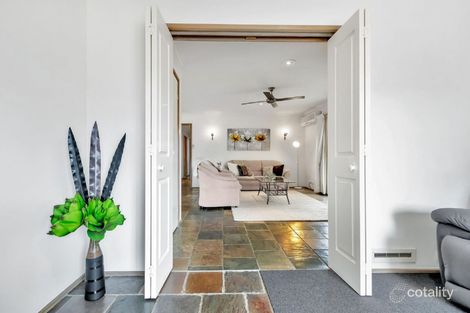 Property photo of 13 Meadow View Place Mornington VIC 3931