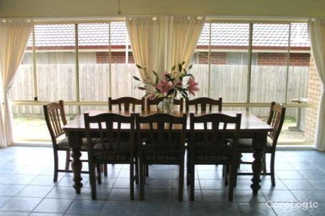 Property photo of 8 Margie Square Narre Warren South VIC 3805
