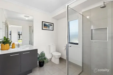 Property photo of 9 Currumbin Street Armstrong Creek VIC 3217