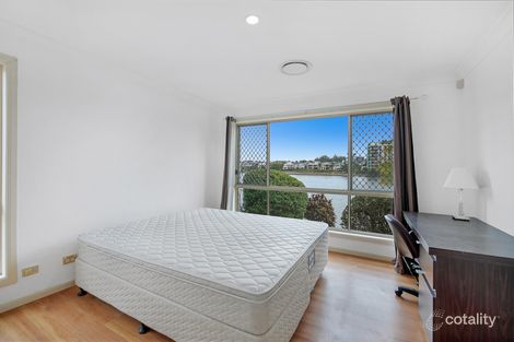 Property photo of 3 Cornell Court Varsity Lakes QLD 4227