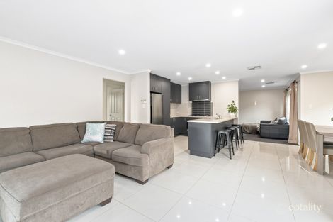Property photo of 2 Adel Drive Munno Para West SA 5115