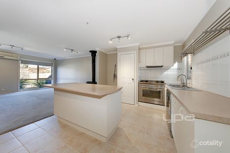 Property photo of 4 Madeira Court Roxburgh Park VIC 3064