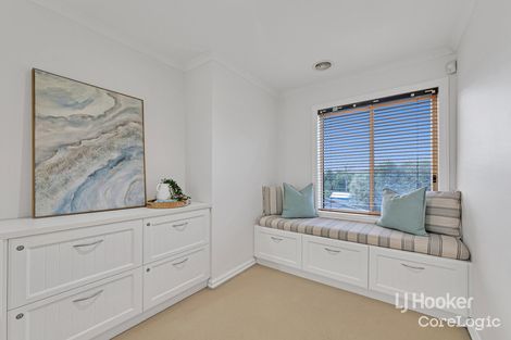 Property photo of 15 Washington Place Point Cook VIC 3030