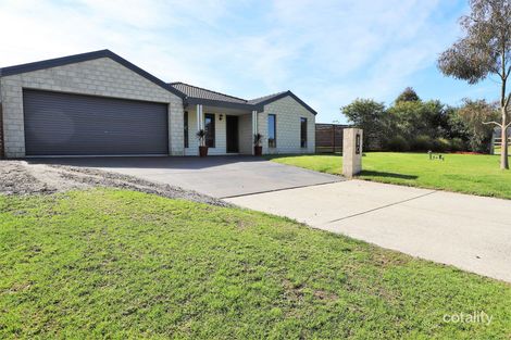 Property photo of 2 Everitt Close Lang Lang VIC 3984