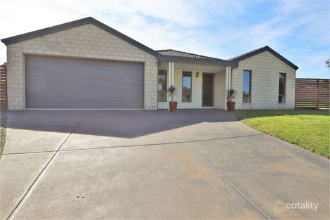 Property photo of 2 Everitt Close Lang Lang VIC 3984