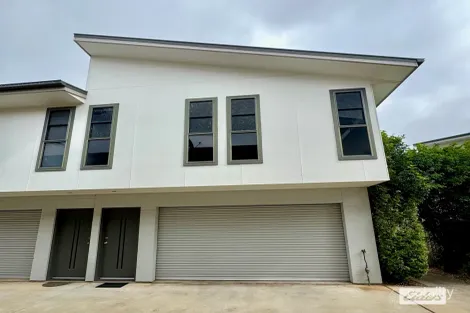 11/9 Cypress Dr, Emerald, QLD 4720
