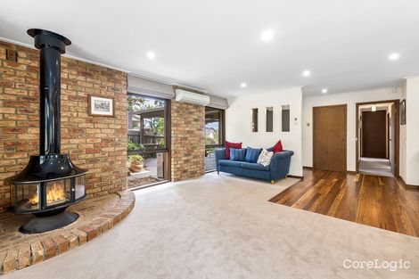 Property photo of 10 Old Orchard Way Doncaster VIC 3108
