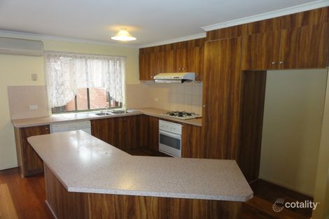 Property photo of 8 Chateau Close Hoppers Crossing VIC 3029