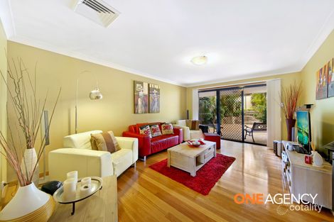 Property photo of 1/45 Hobart Place Illawong NSW 2234
