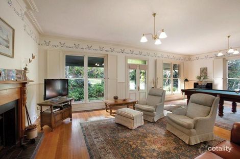 Property photo of 35 Dorrington Avenue Glen Iris VIC 3146