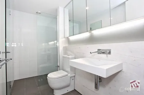 Property photo of 206/38 Nott Street Port Melbourne VIC 3207