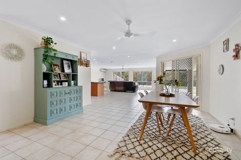 Property photo of 33 Tussock Crescent Elanora QLD 4221