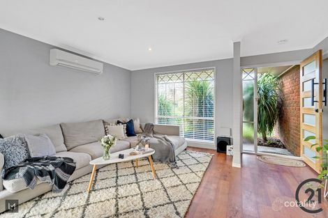 Property photo of 7 Annand Close Cranbourne West VIC 3977