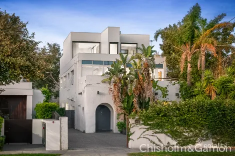 Property photo of 123 Ormond Esplanade Elwood VIC 3184
