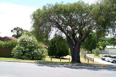 12 Adrian St, Palmyra, WA 6157