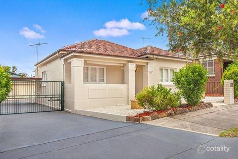 10 Willunga Ave, Earlwood, NSW 2206