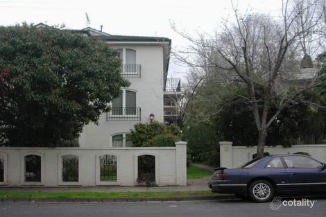 4/2 Tintern Ave, Toorak, VIC 3142
