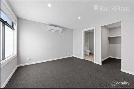 Property photo of 2/1 Sirius Court Keilor Downs VIC 3038