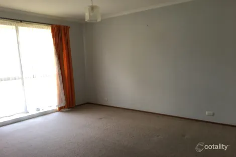 Property photo of 2/8 Whitworth Avenue Springvale VIC 3171
