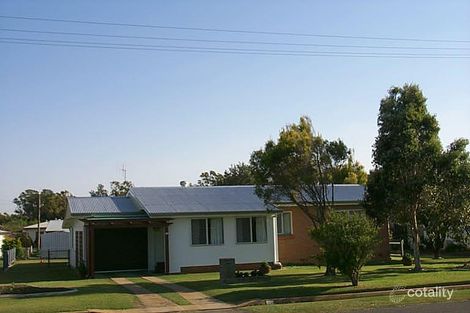 11 Tummon St, Walkervale, QLD 4670