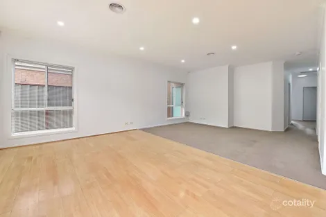 Property photo of 22 Seggan Circle Gowanbrae VIC 3043