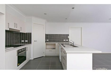 Property photo of 1/31 Riley Peter Place Cleveland QLD 4163