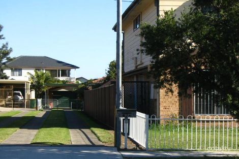 42a Reynolds St, Toongabbie, NSW 2146