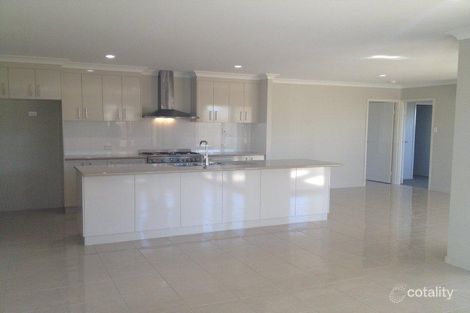 Property photo of 11 Bowden Crescent Marian QLD 4753