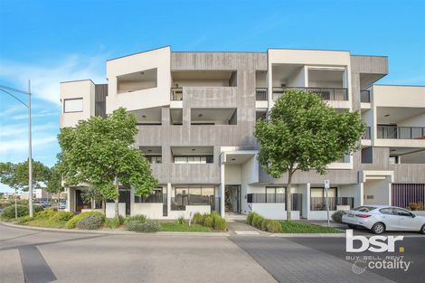 Property photo of 2/76 The Esplanade Caroline Springs VIC 3023