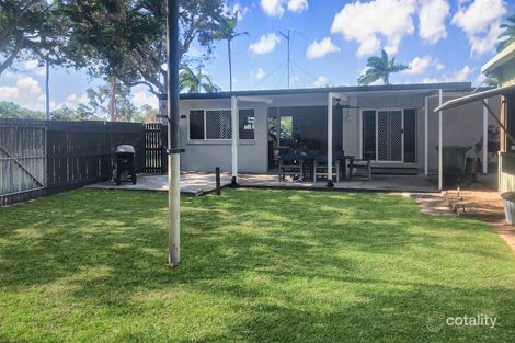 Property photo of 35 Whiting Court Cungulla QLD 4816