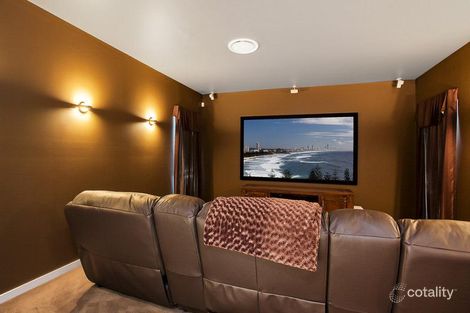 Property photo of 2/13 Daimler Drive Bundall QLD 4217