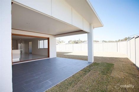 Property photo of 104 Bluff Road Emerald Beach NSW 2456