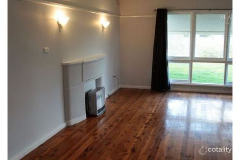 Property photo of 41 Lindsay Street Turvey Park NSW 2650