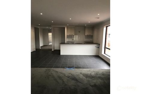 Property photo of 22 Coltan Avenue Cobblebank VIC 3338