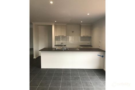 Property photo of 22 Coltan Avenue Cobblebank VIC 3338