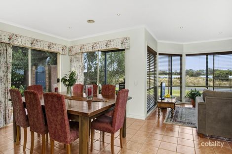 Property photo of 5 Edgewater Close Queenscliff VIC 3225