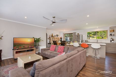 Property photo of 23 Aloota Crescent Ocean Shores NSW 2483