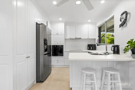 Property photo of 31 Karina Drive Narara NSW 2250
