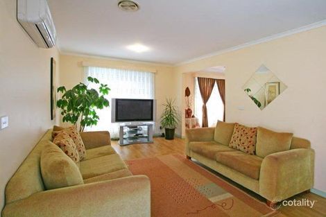 Property photo of 11 Magra Place Roxburgh Park VIC 3064