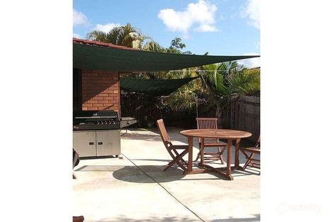 1 Macdougall St, Highland Park, QLD 4211