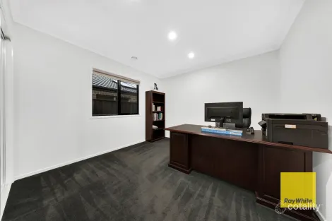 Property photo of 8 Leith Drive Mernda VIC 3754