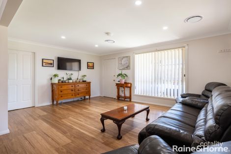 Property photo of 6 Ussher Crescent Windradyne NSW 2795