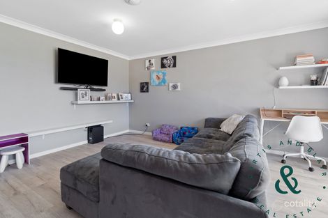 Property photo of 65 Dangar Circuit Medowie NSW 2318